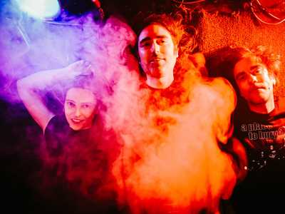 A Place To Bury Strangers (USA) & Skelesys & Wine Fault 